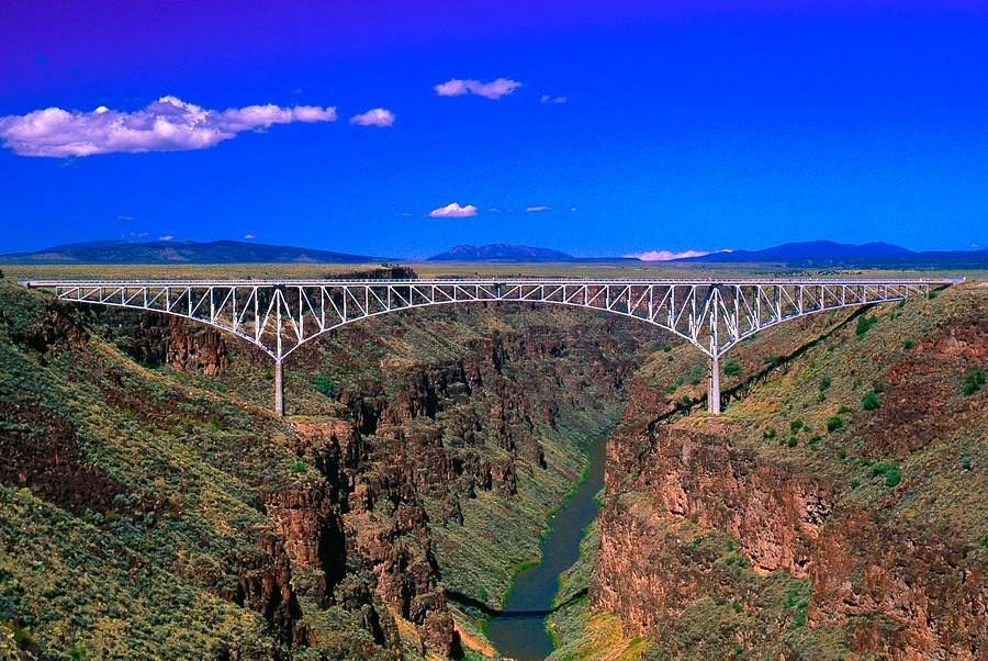 Rio Grande Gorge & Taos Pueblo Private Day Journey