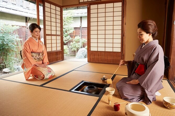 Kyoto: Private Tea Ceremony with a Tea Master