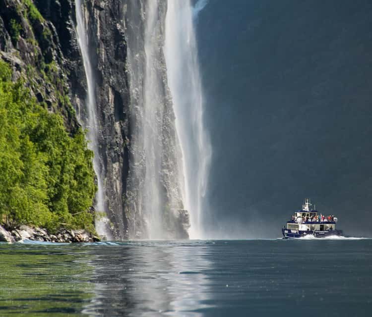Geirangerfjord Electric Boat: Waterfalls & UNESCO Wilderness