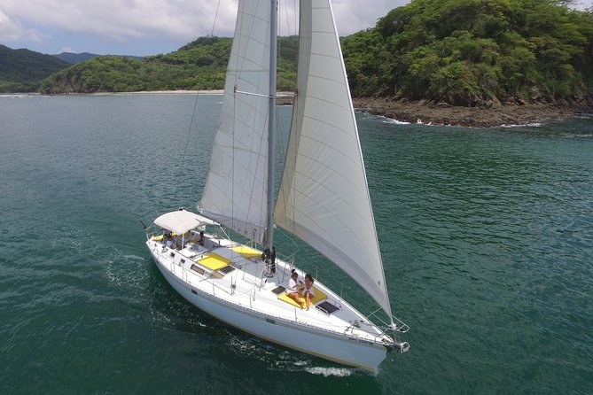 Small-Group Sunset Sailing & Snorkel Charter