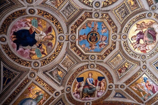 Sistine Chapel & Vatican Museums: Small-Group Early Access