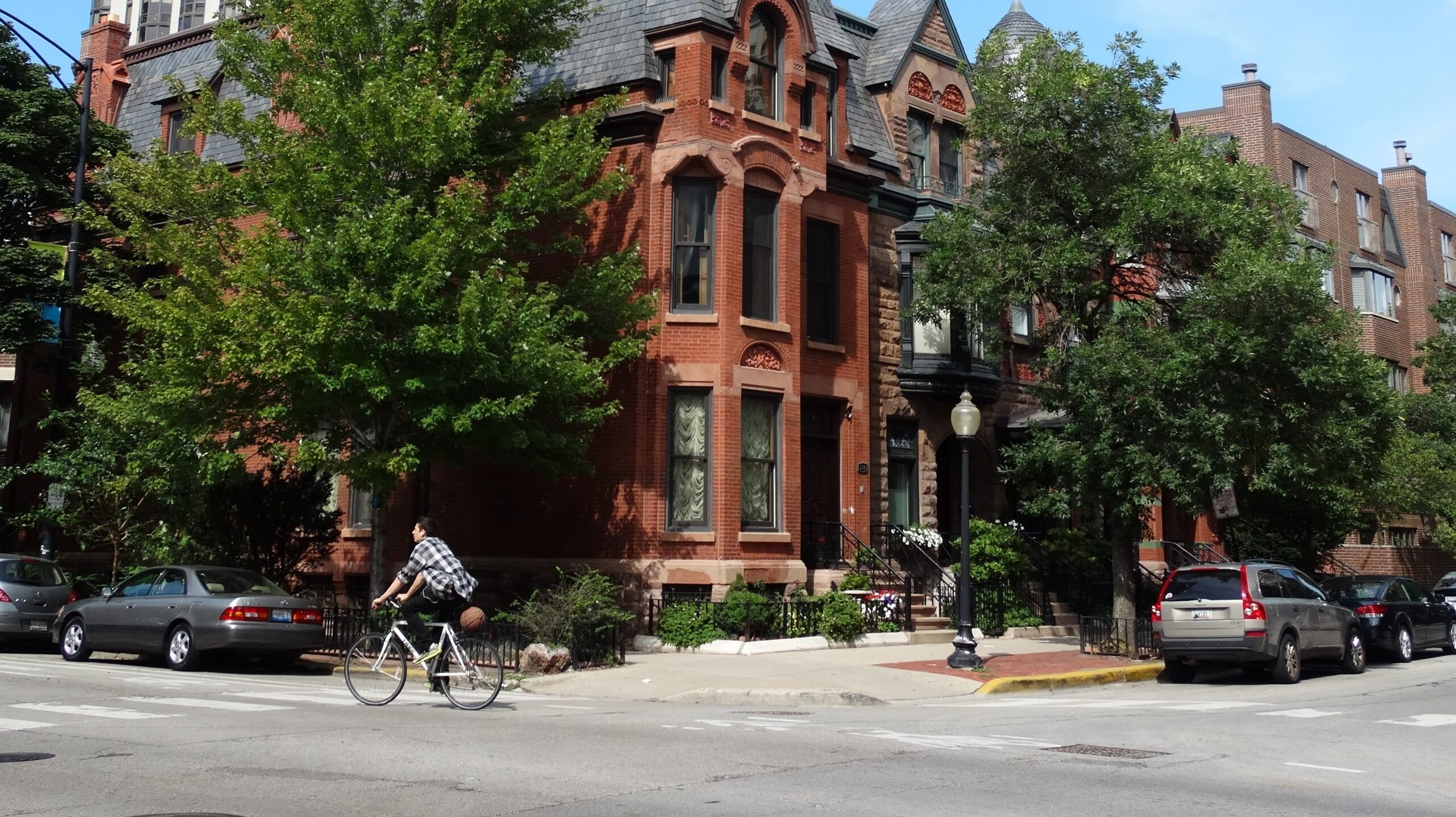 Old Town Walking Tour with a Licensed Historian